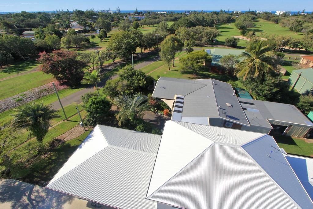 12Th Tee Bnb Bargara Exterior photo