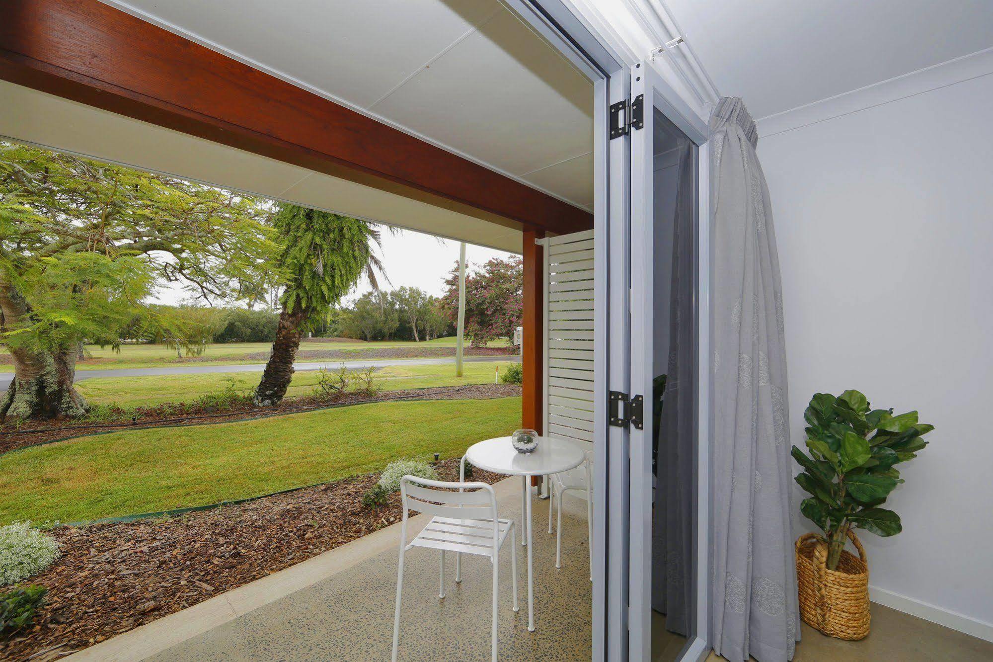 12Th Tee Bnb Bargara Exterior photo