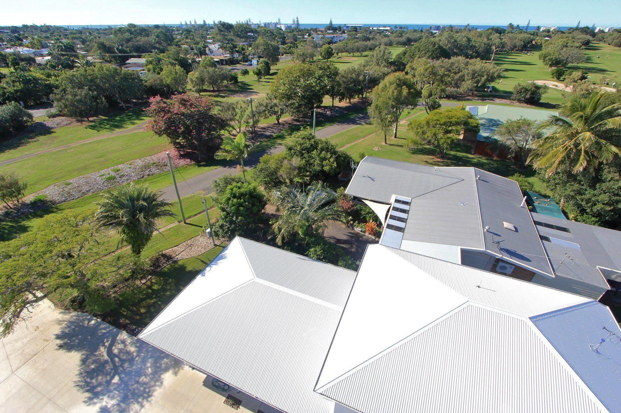 12Th Tee Bnb Bargara Exterior photo