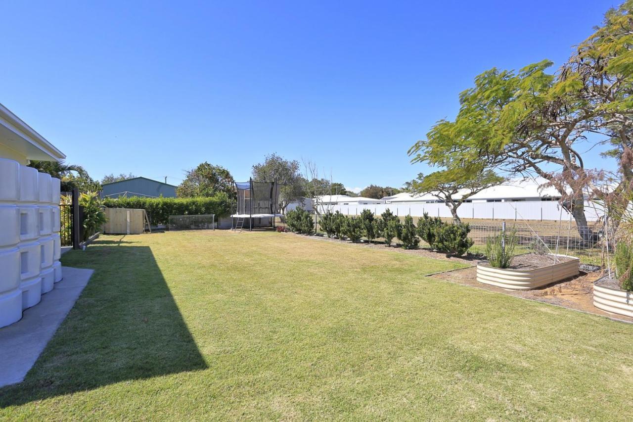 12Th Tee Bnb Bargara Exterior photo